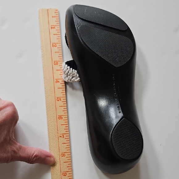 Robert Clergerie Sandal Slides Beaded White Starfish Black SZ 6.5 Resort - Picture 8 of 11
